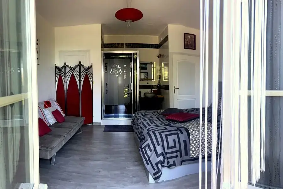 Chambre rez de chaussée avec entrée indépendante