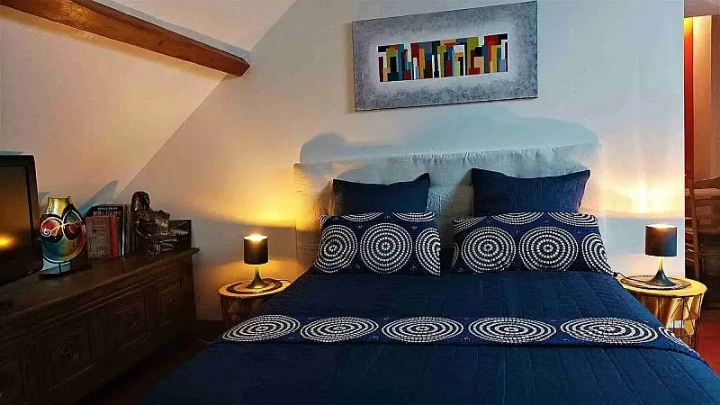chambre-kitchnette-salle de bain