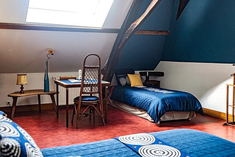 Chambre familiale Marc, spacieuse et lumineuse, idéale pour séjours en Anjou
